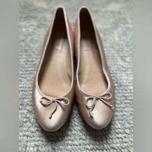 Elegant Women's Ballet Flats in Cream